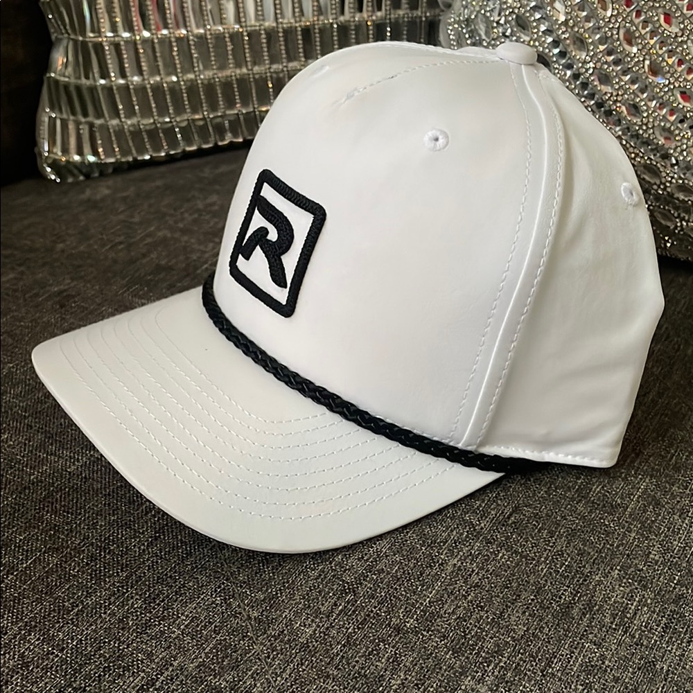 RICHARDSON hat with Black Logo - Picture 2 of 7
